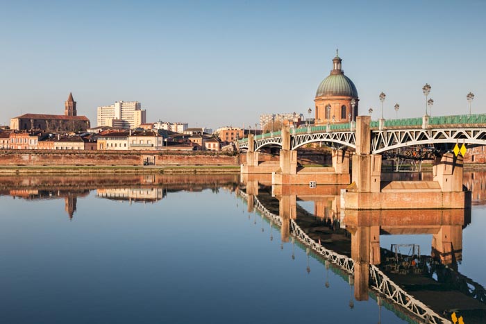 The Saint Pierre Bridge and the dome of the La Grace Hospital re