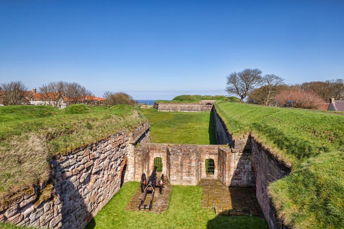 Gun emplacement on the town walls at Berwick-upon-Tweed, Northumberland, England, UK