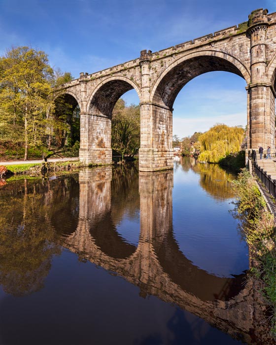 Knareborough Viaduct and the River Nidd, Knaresborough, North Yorkshire, England, UK
