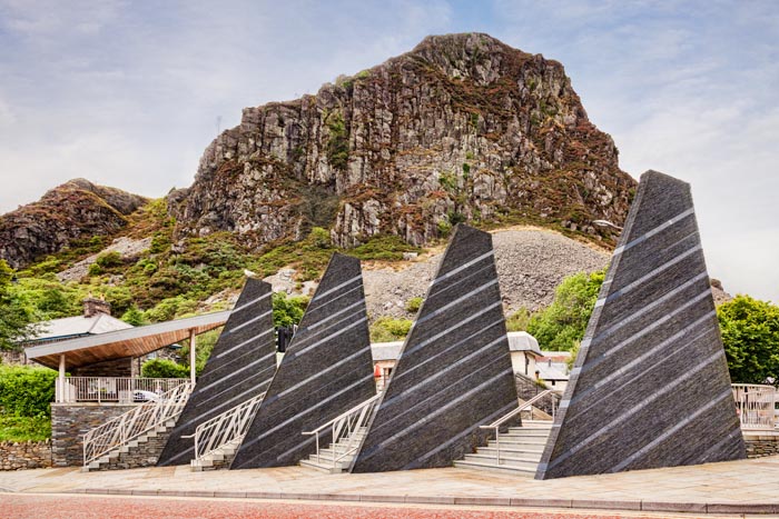 Slate sculptures commemorating the slate mining industry at Blaenau Ffestiniog, Conwy, Wales, UK